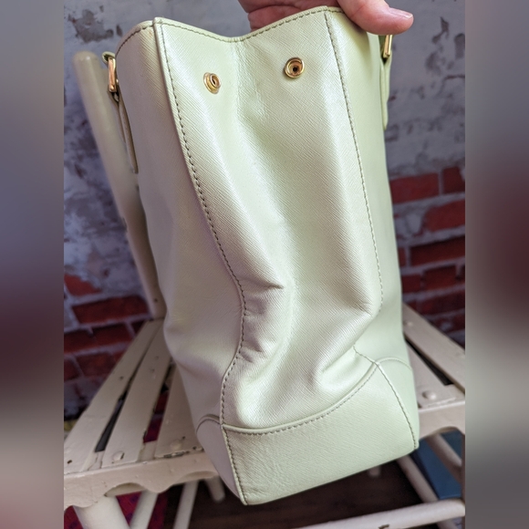 Tory Burch Robinson handbag - Picture 3 of 16